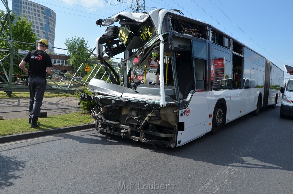 Endgueltige Bergung KVB Bus Koeln Porz P500.JPG - Miklos Laubert